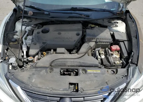 2016 Nissan Altima 2.5 z USA, uszkodzony, nr VIN 1N4AL3AP0GC198652